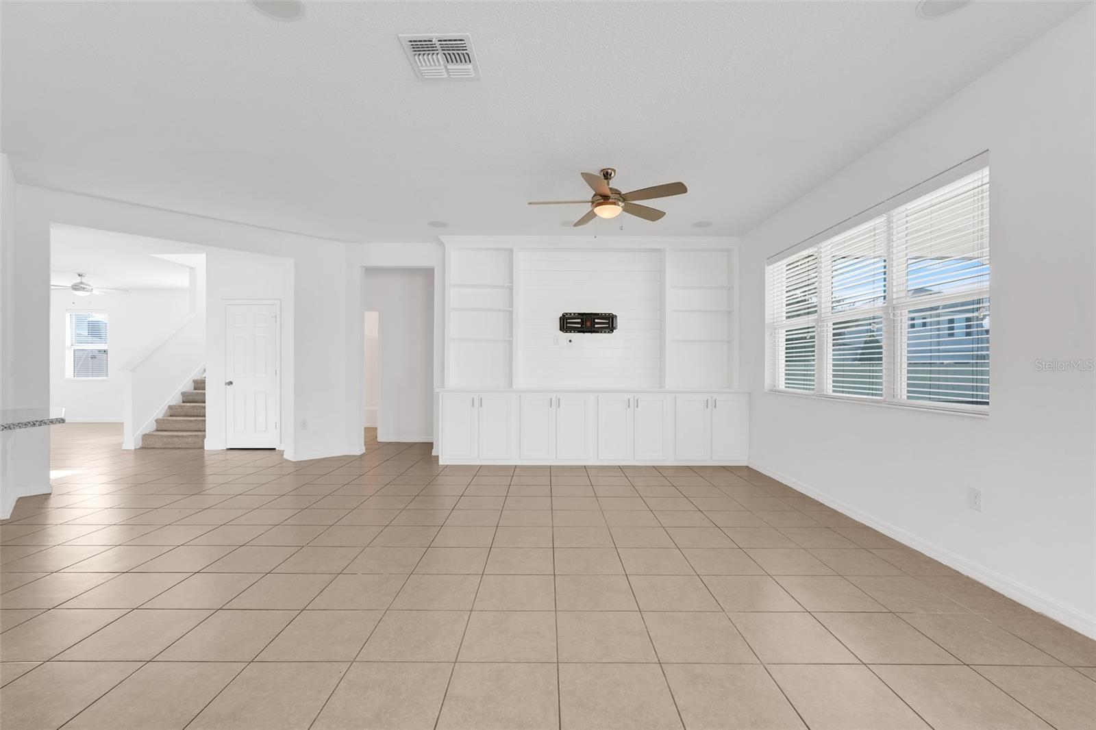 ORCHARD PK/STILLWATER XING PH - Residential