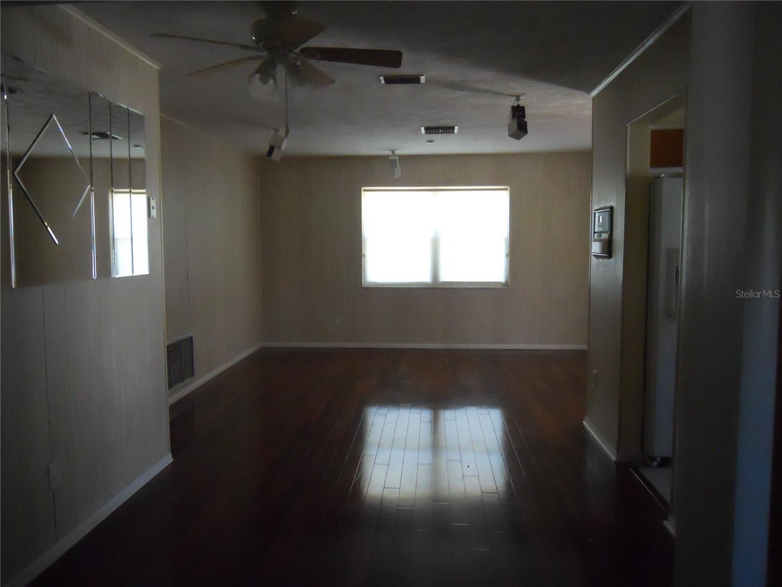 DELTONA LAKES UNIT 74 - Residential Lease