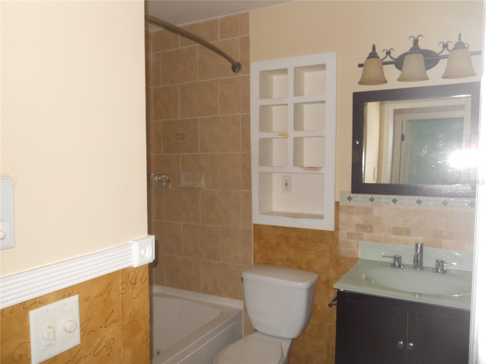 DELTONA LAKES UNIT 74 - Residential Lease