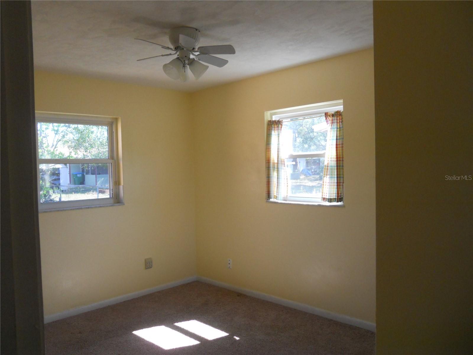 DELTONA LAKES UNIT 74 - Residential Lease