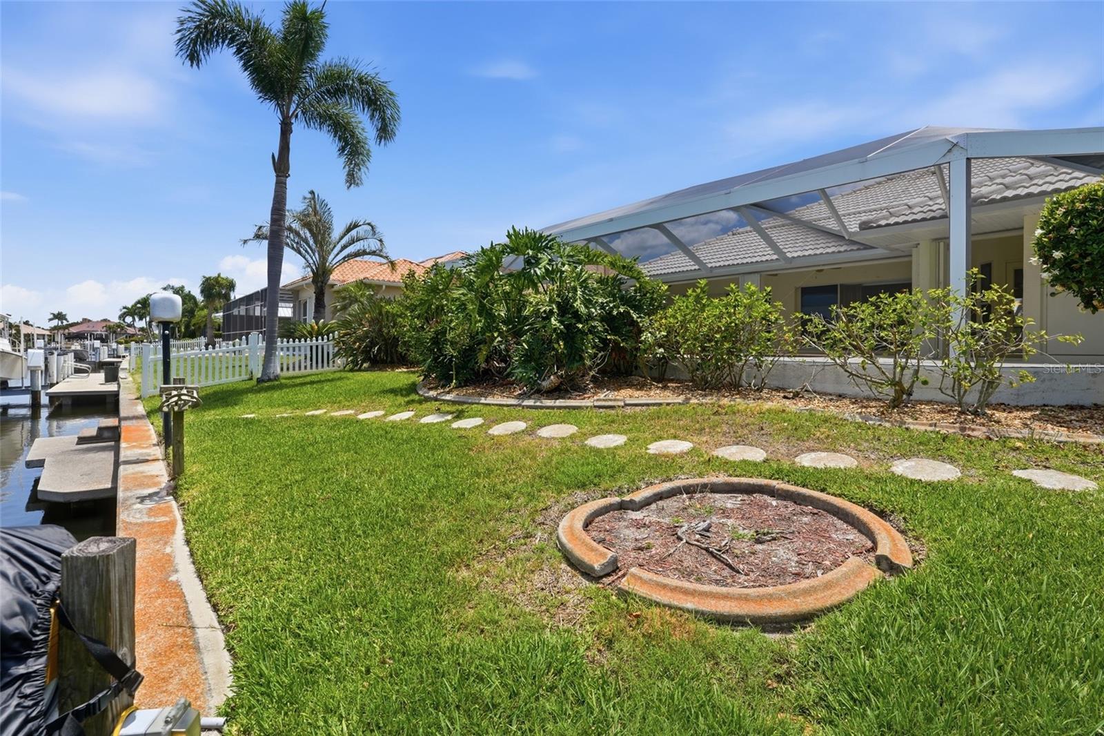 PUNTA GORDA ISLES SEC 11 - Residential