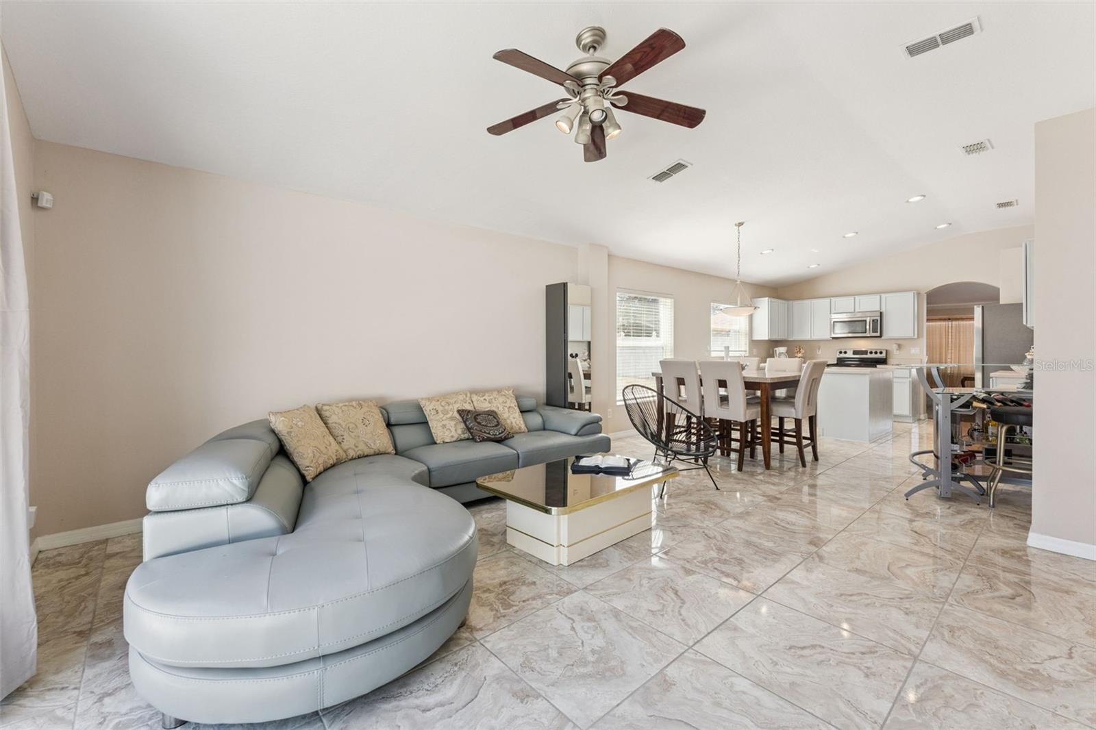 GLENMUIR 48 39 - Residential