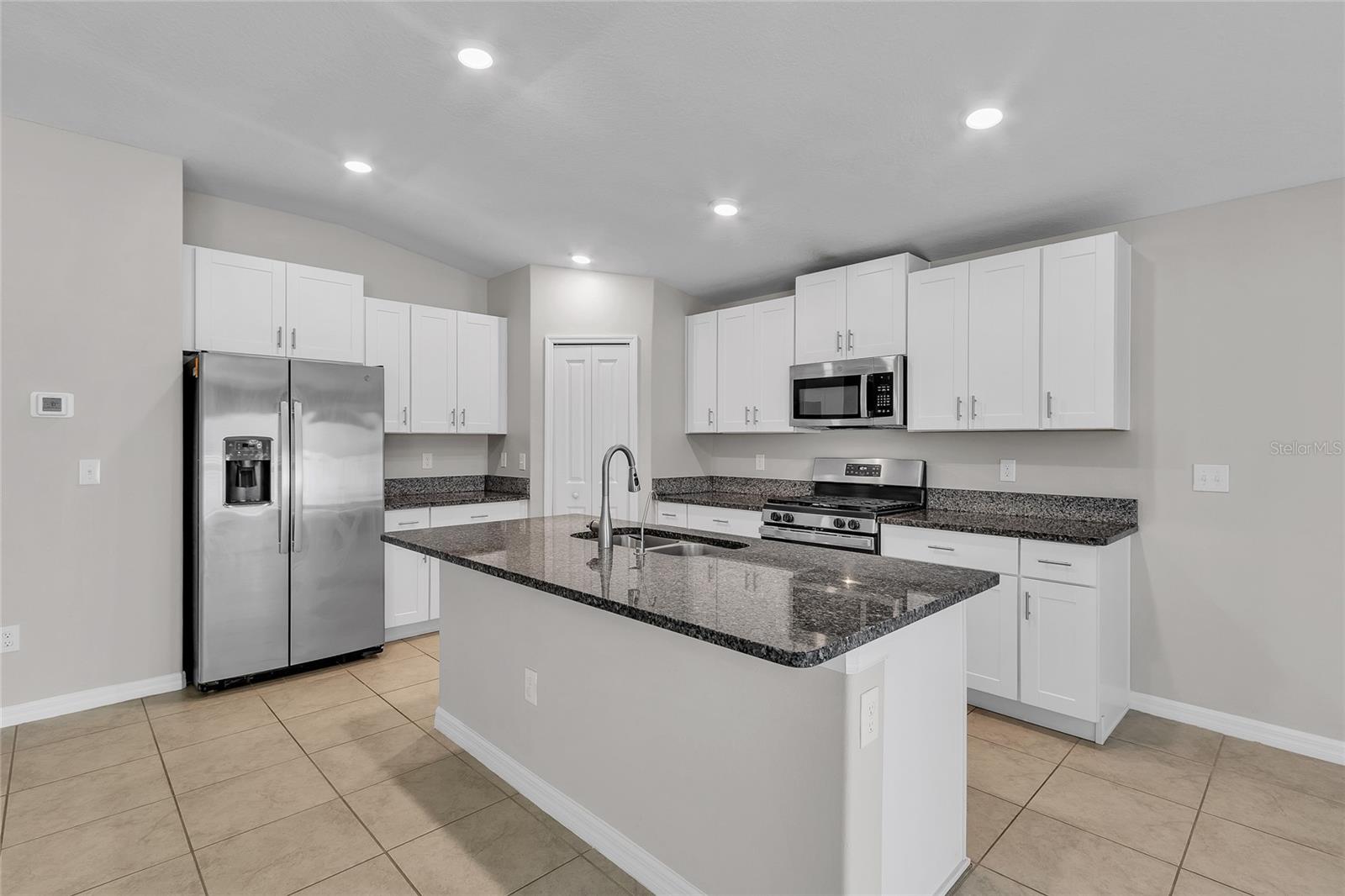 10357 SCARLET SKIMMER DRIVE