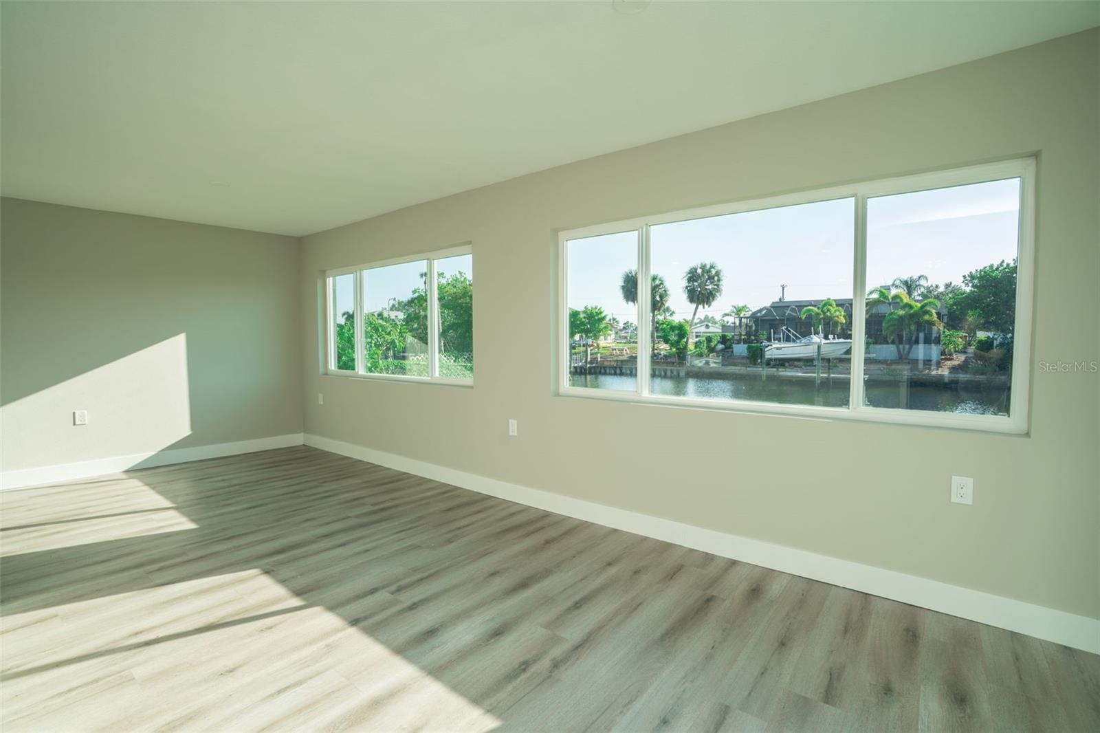 REV OF APOLLO BEACH UNIT - Residential
