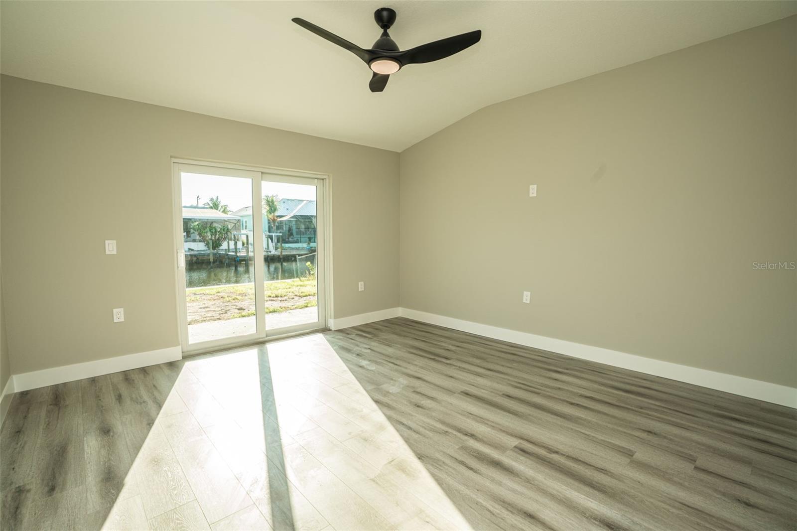 REV OF APOLLO BEACH UNIT - Residential
