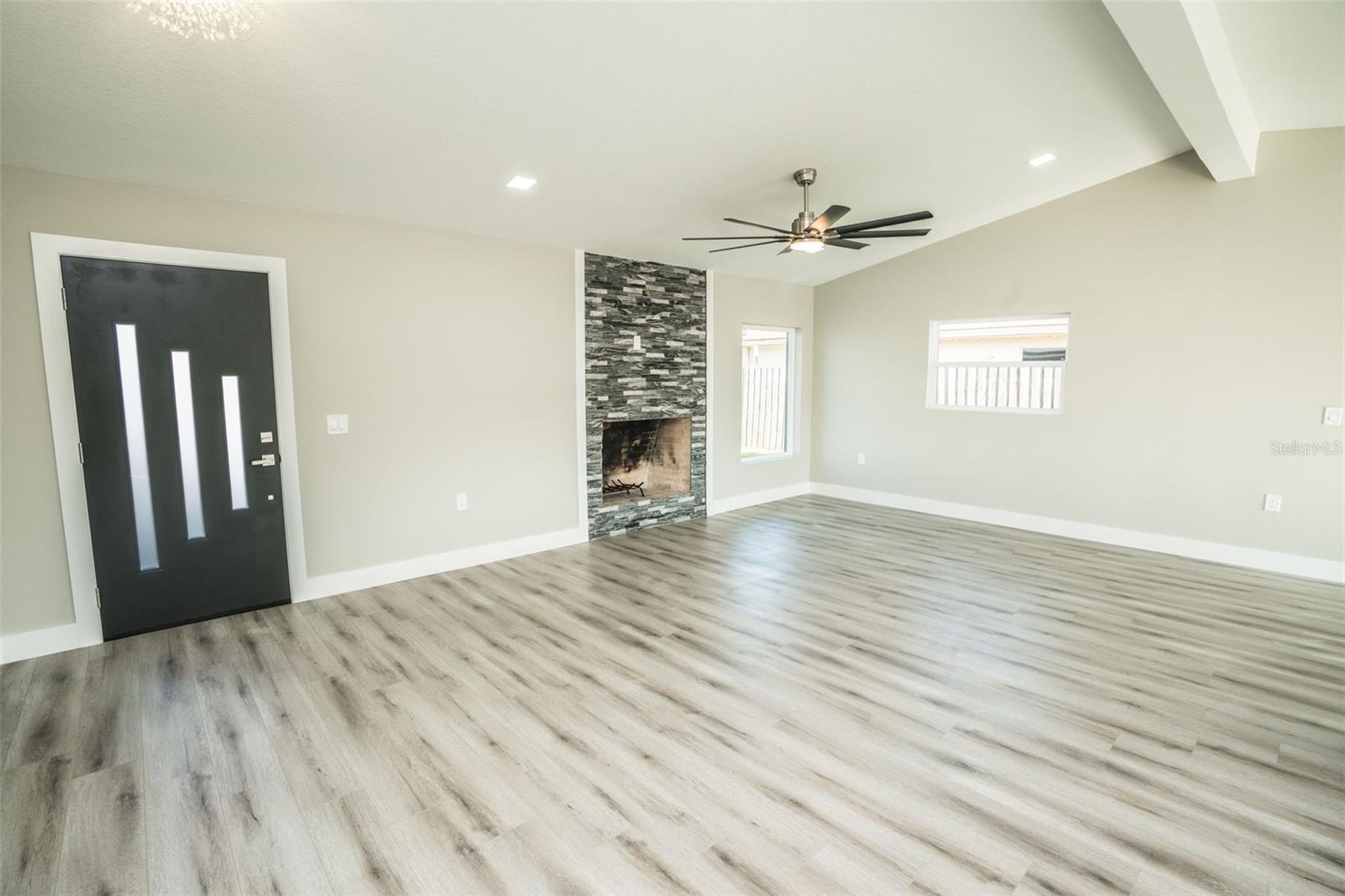 REV OF APOLLO BEACH UNIT - Residential