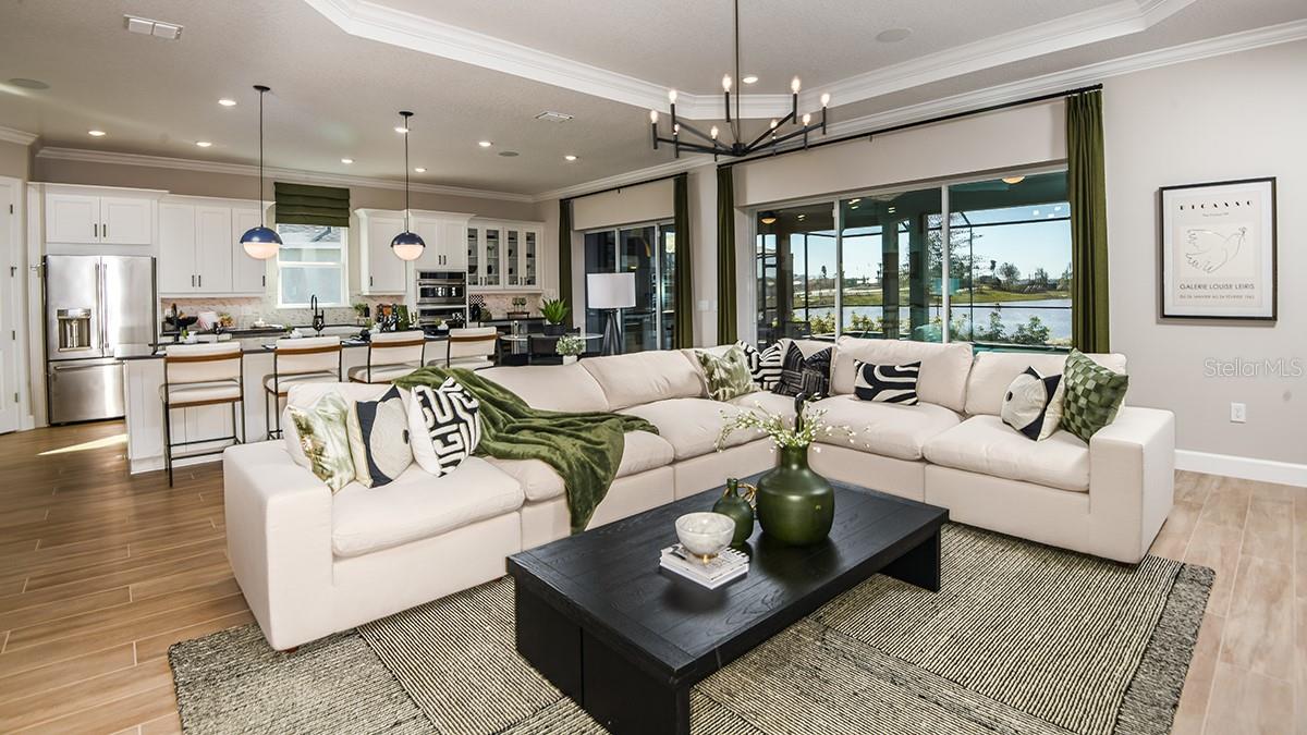 ESPLANADE AT CENTER LAKE RANCH - Residential