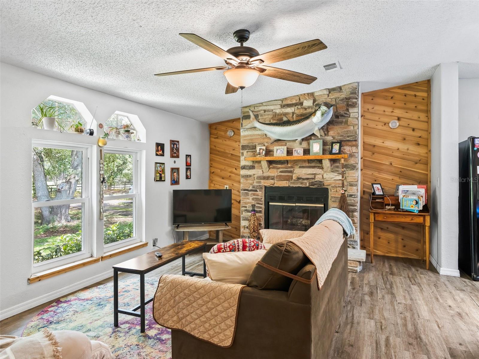 COUNTRYSIDE LAKES - Residential