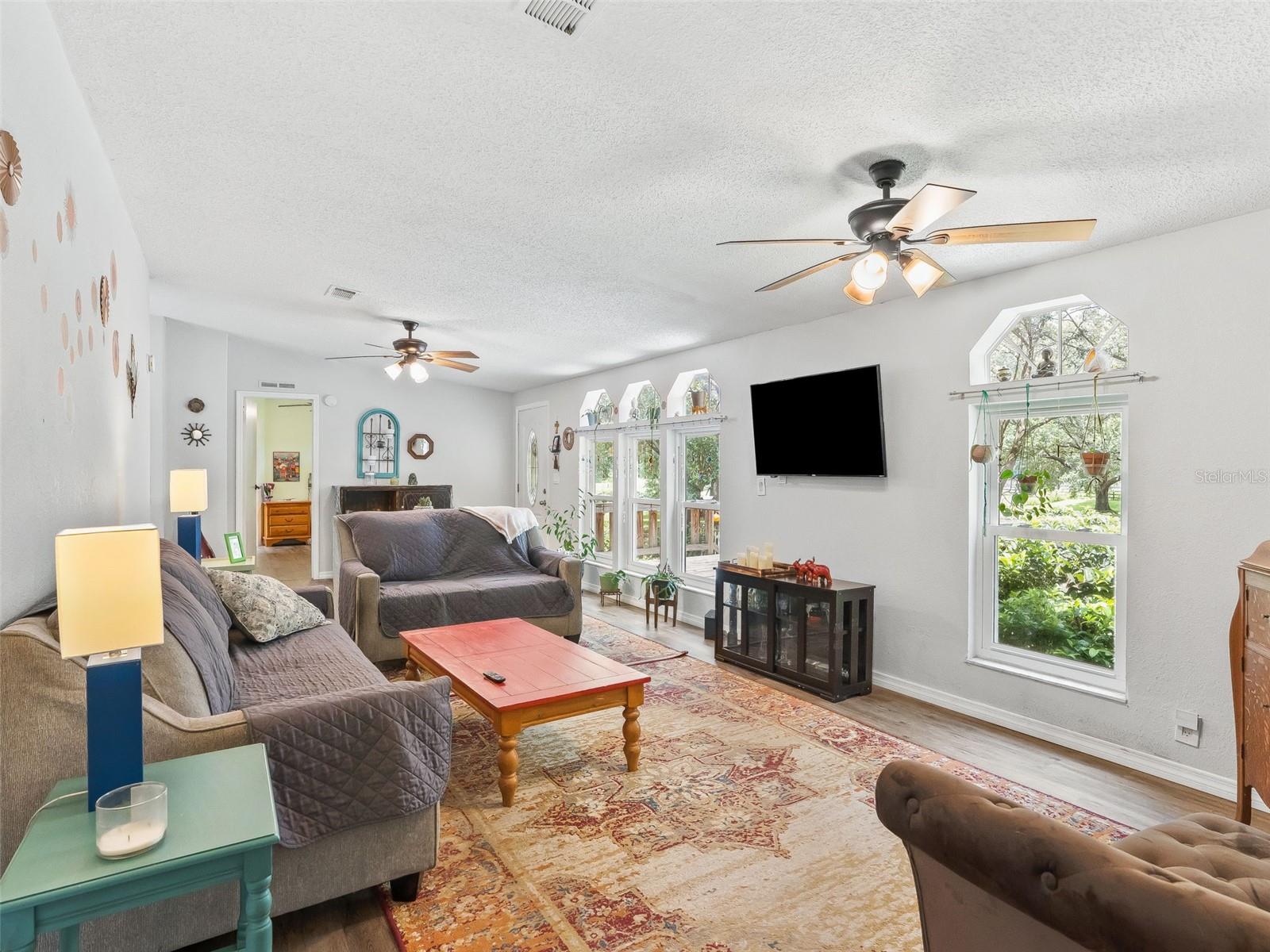 COUNTRYSIDE LAKES - Residential