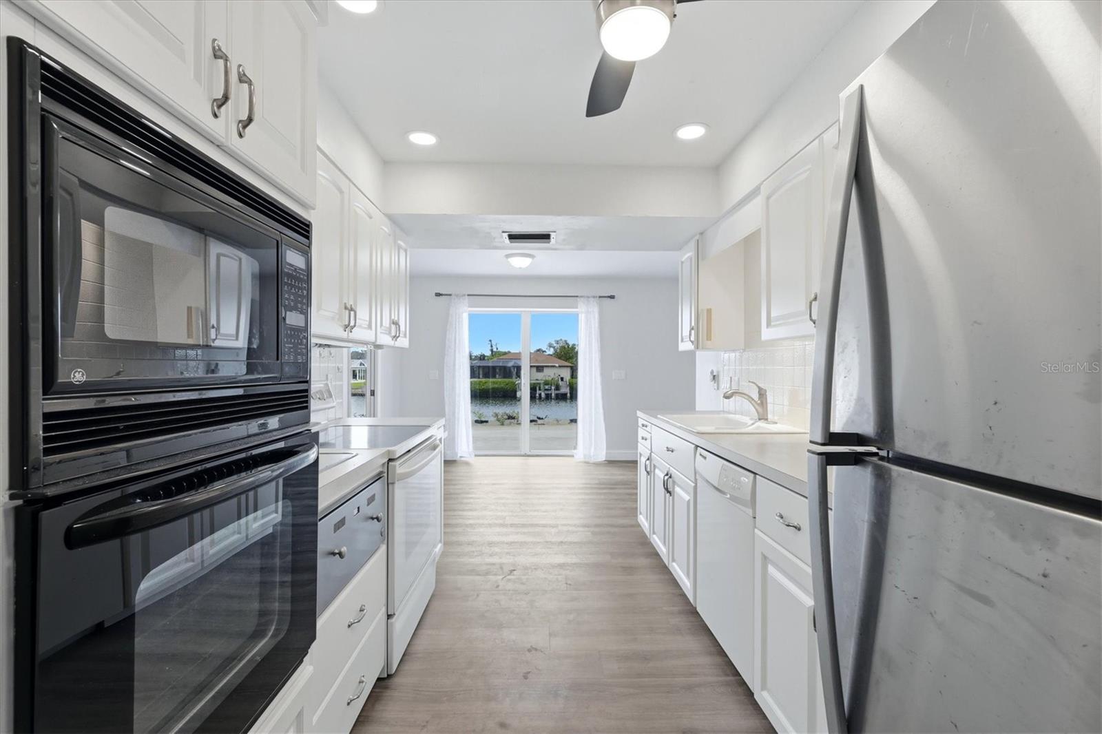 ENGLEWOOD ISLES SUB - Residential