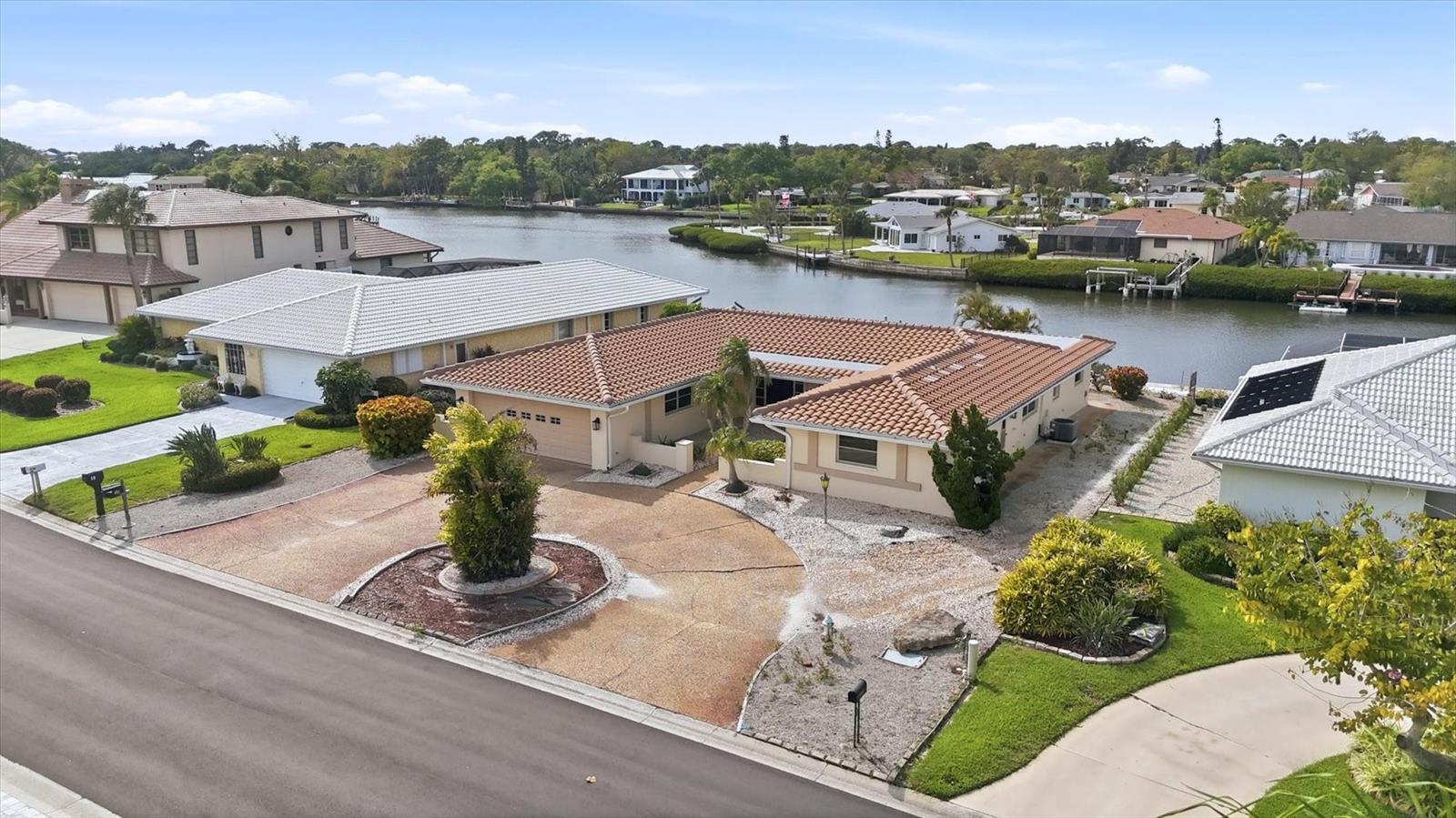 ENGLEWOOD ISLES SUB - Residential