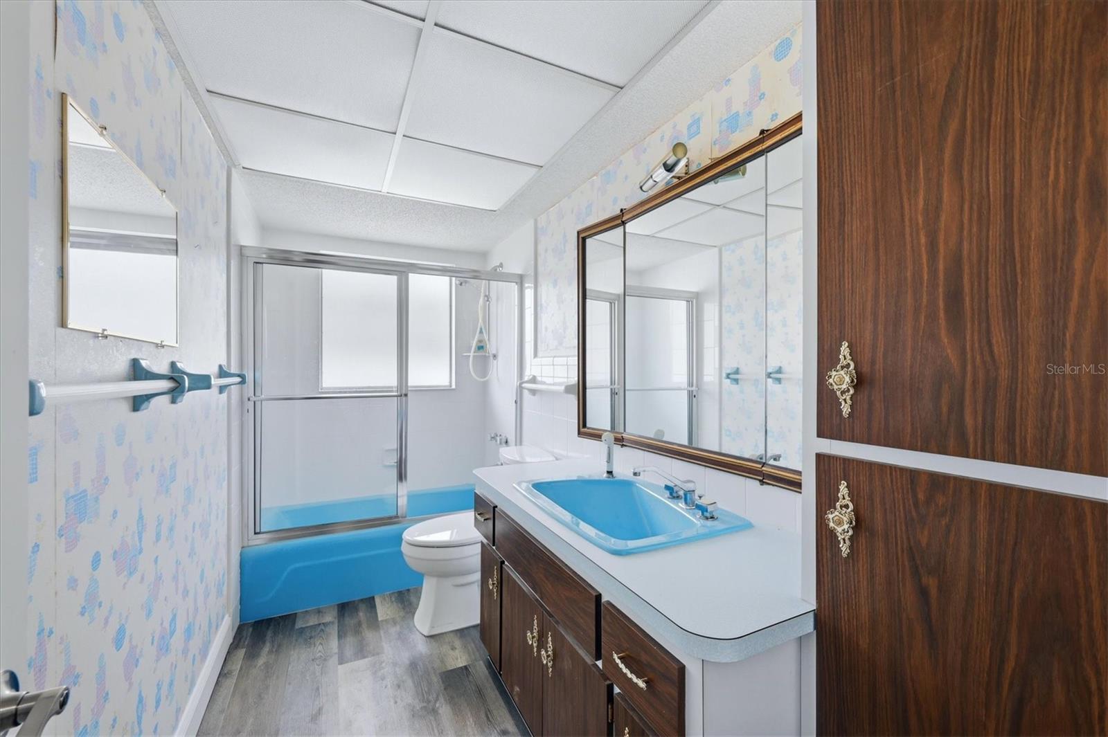 ENGLEWOOD ISLES SUB - Residential