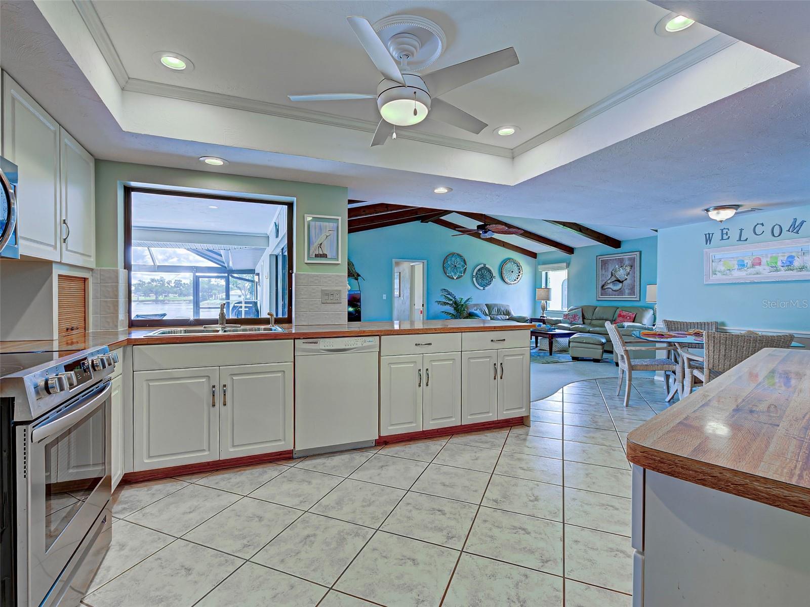 JACARANDA WEST COUNTRY CLUB VILLAGE - Residential