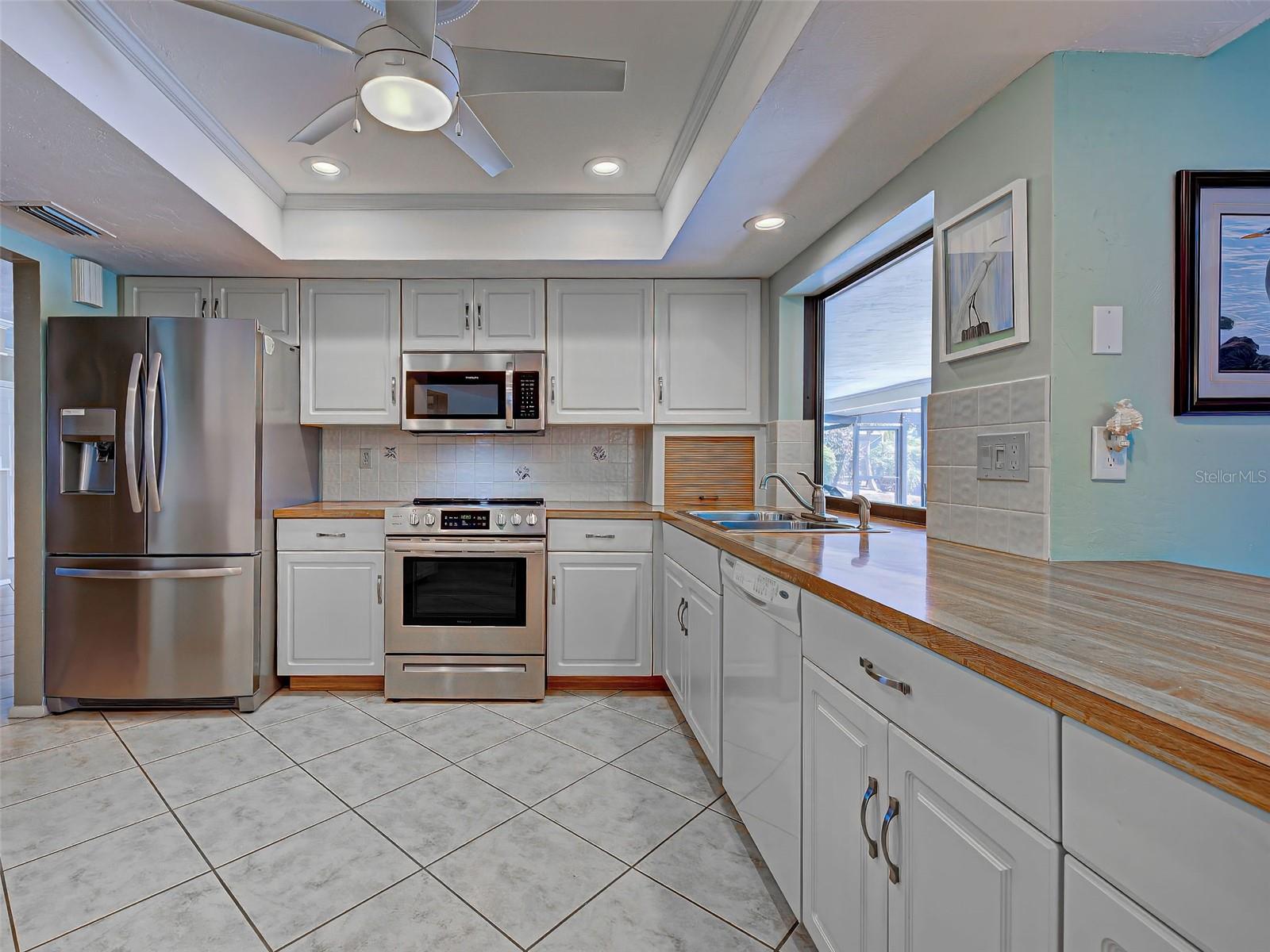 JACARANDA WEST COUNTRY CLUB VILLAGE - Residential
