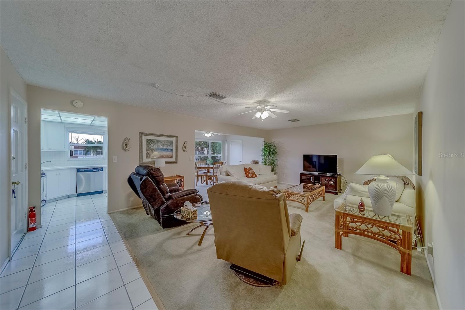 206 DOGWOOD CIRCLE