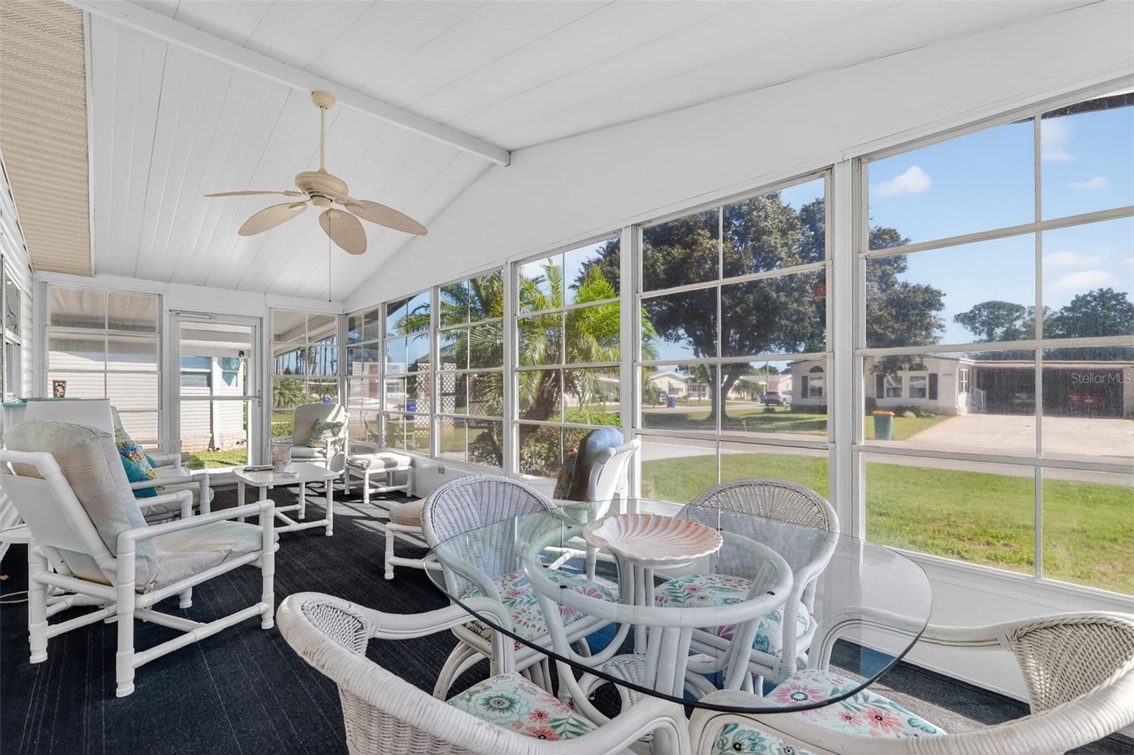 TAVARES FOX RUN MOBILE HOME - Residential