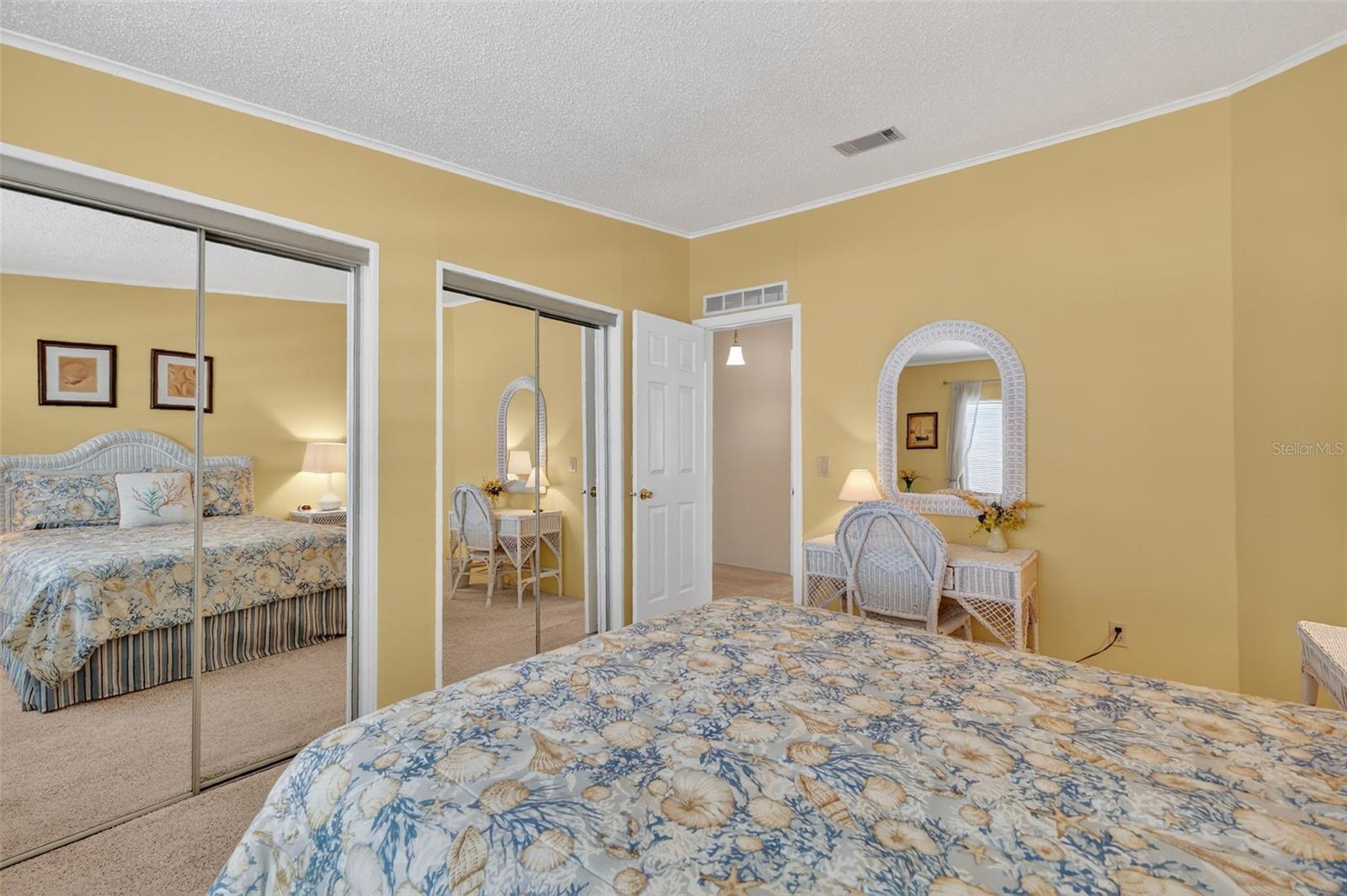 TAVARES FOX RUN MOBILE HOME - Residential