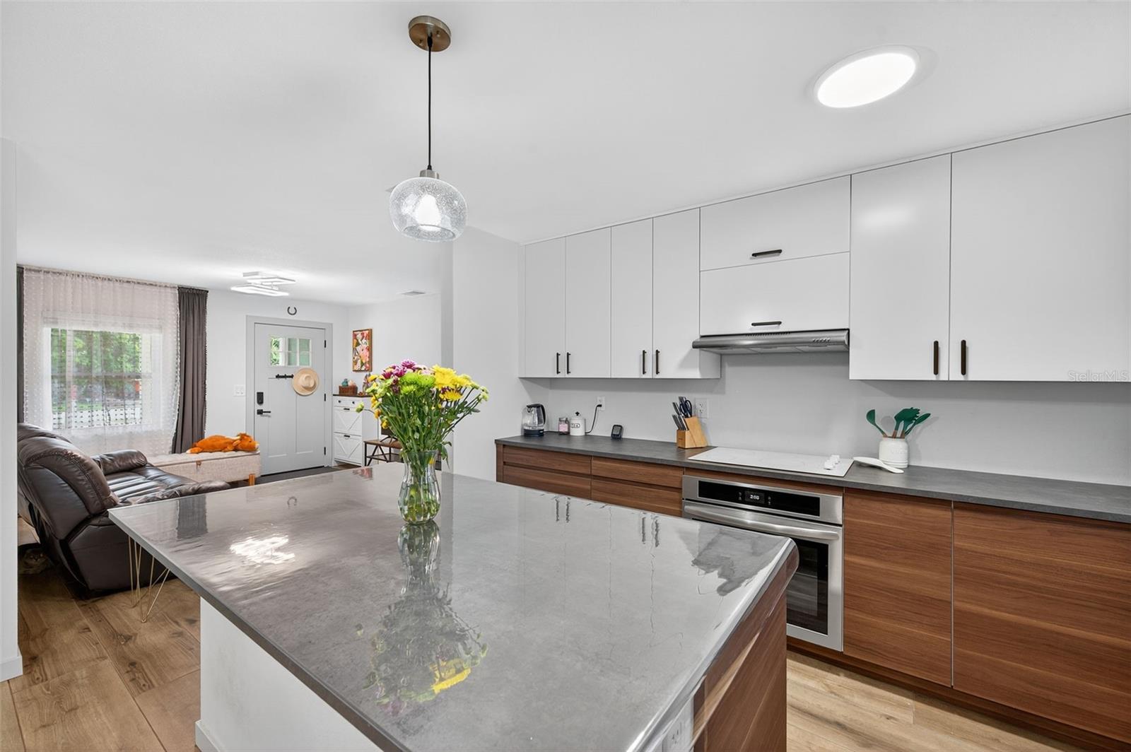 628 PENT STREET