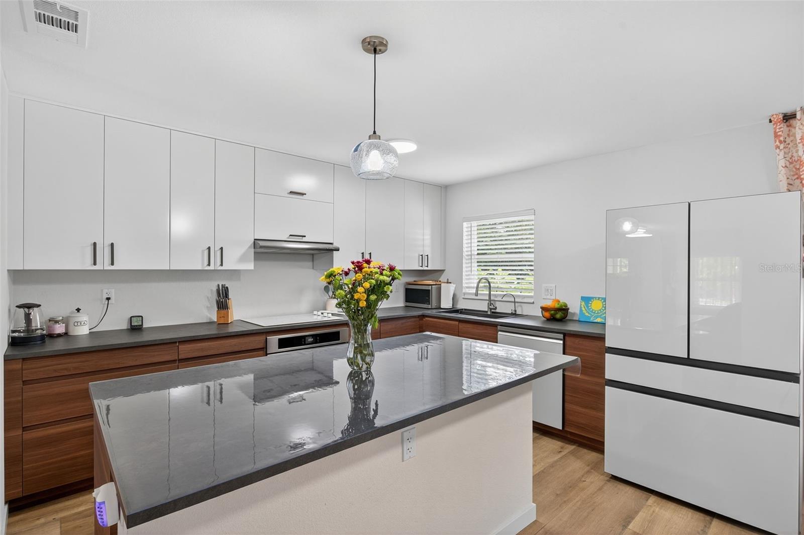 628 PENT STREET
