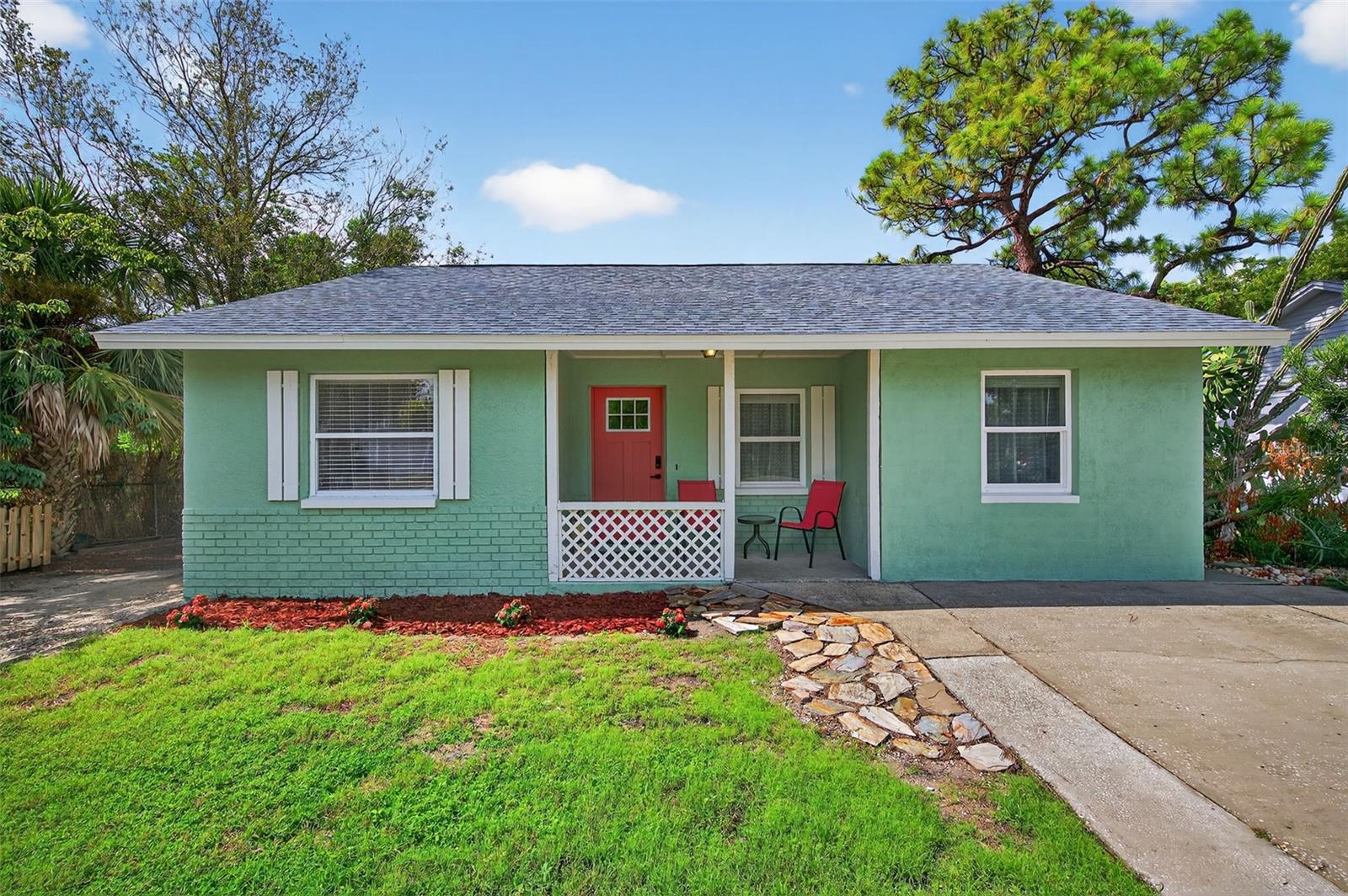 Completely renovated 3-bedroom, 1.5-bath home in the heart of downtown Tarpon Springs with over $79,000 in UPGRADES. Recent improvements include a brand-NEW ROOF, beautifully updated bathrooms, remodeled kitchen with NEW CABINETS and appliances, fresh drywall and texture, new tile and vinyl flooring, upgraded baseboards, new interior and exterior doors, remodeled laundry area with washer and dryer, updated electrical outlets, fresh interior and exterior paint, NEW WINDOWS AND PATIO DOORS and more. A newer HVAC system (2020) adds comfort and efficiency.
The large fenced yard offers plenty of space for entertaining, pets, or gardening. Located just minutes from Fred Howard Park, sandy beaches, the famous Sponge Docks, shops, dining, and local events—this home combines modern updates with the charm of Tarpon Springs living. Best of all, no HOA and truly move-in ready!