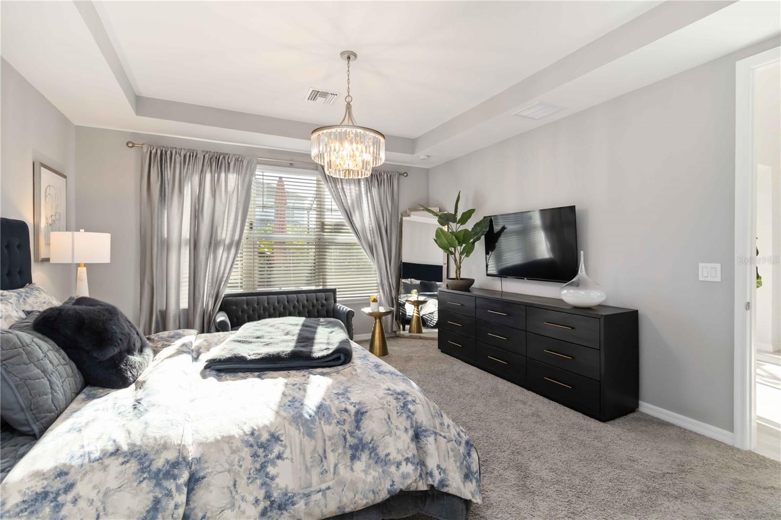 PALMERO - Residential Lease