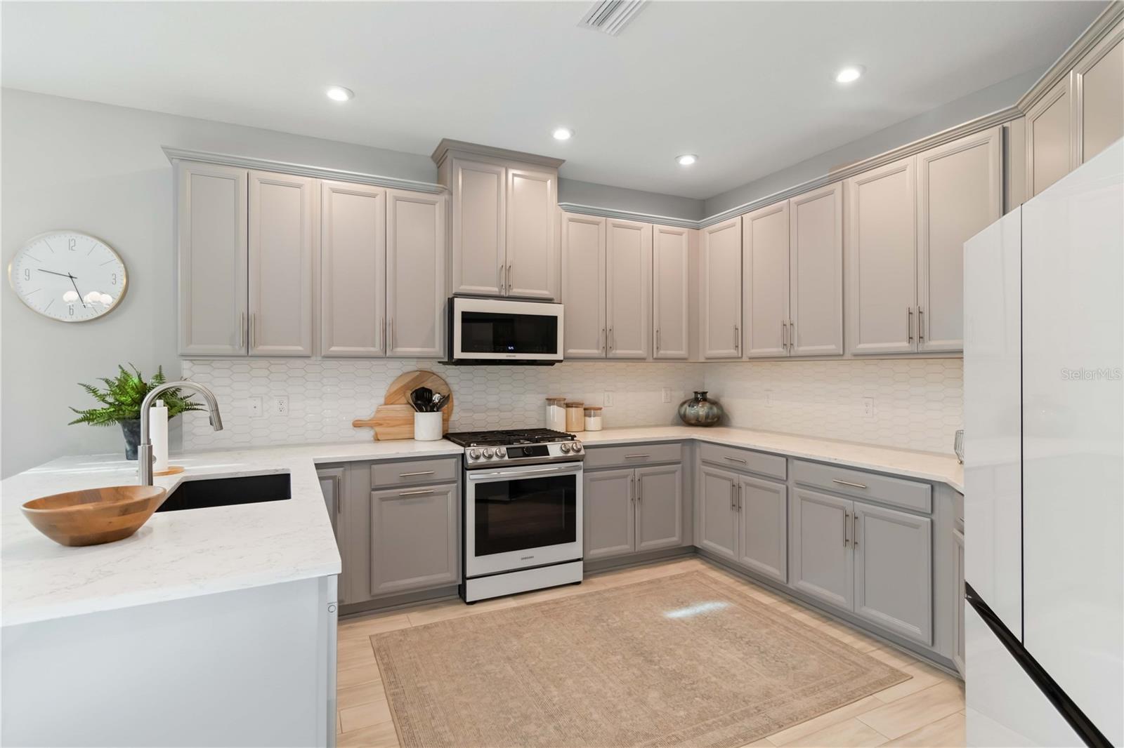 PALMERO - Residential Lease