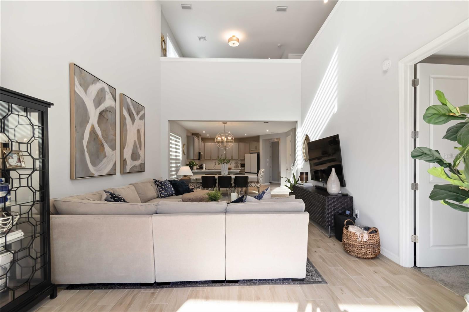 PALMERO - Residential Lease