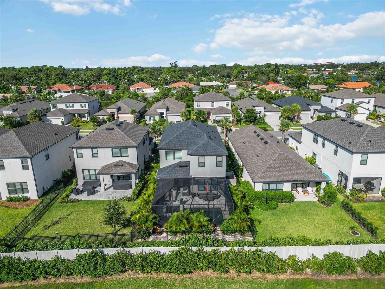 PALMERO - Residential Lease