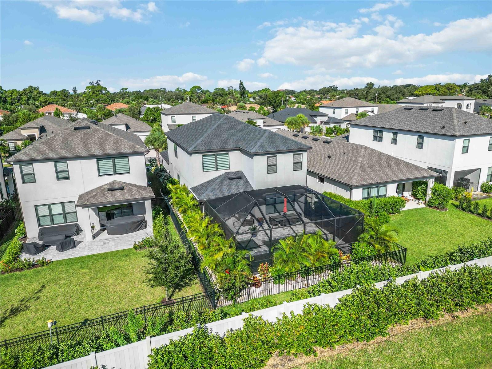 PALMERO - Residential Lease