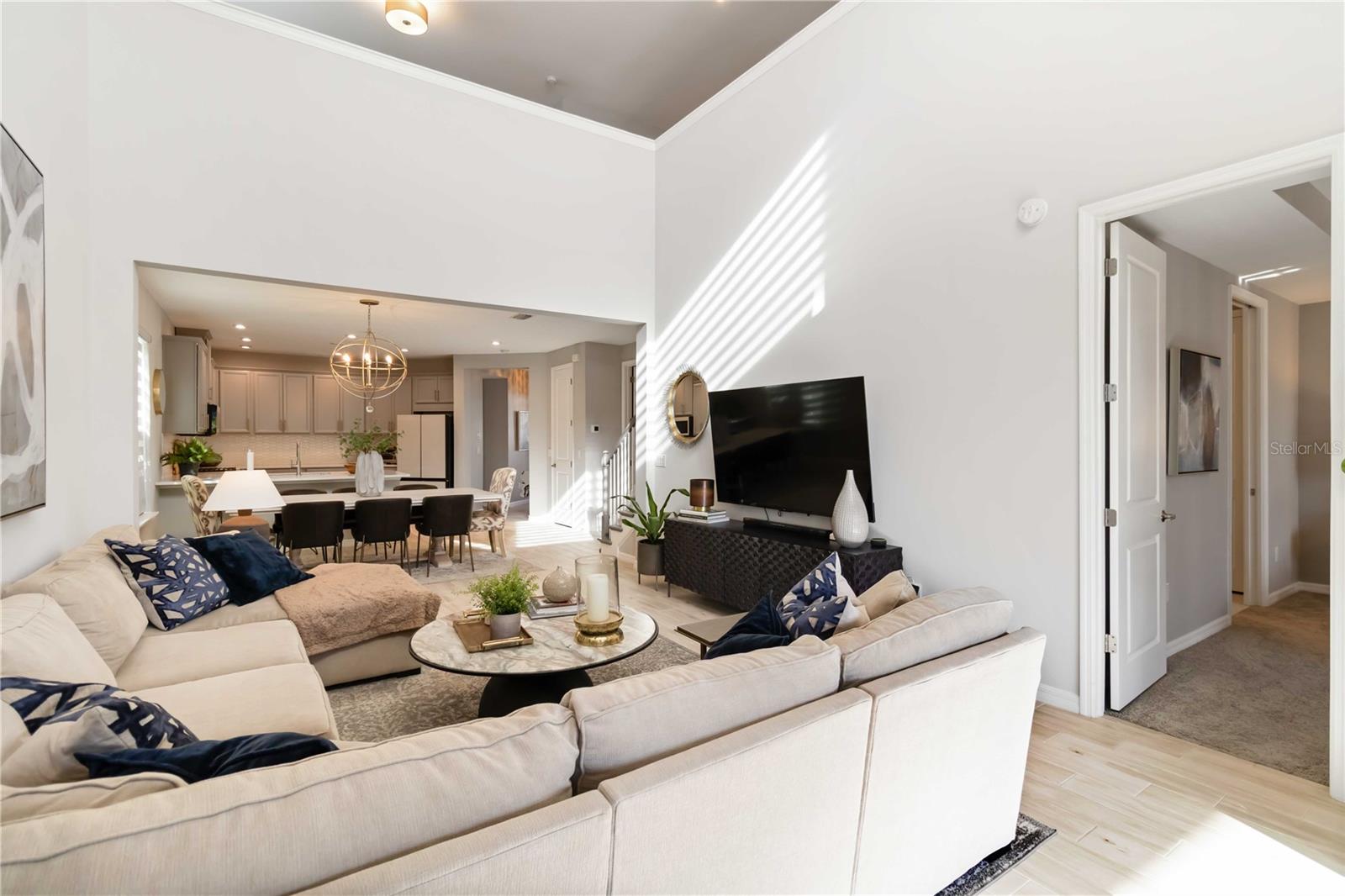 PALMERO - Residential Lease