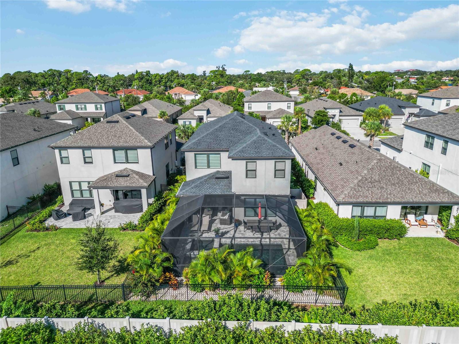 PALMERO - Residential Lease