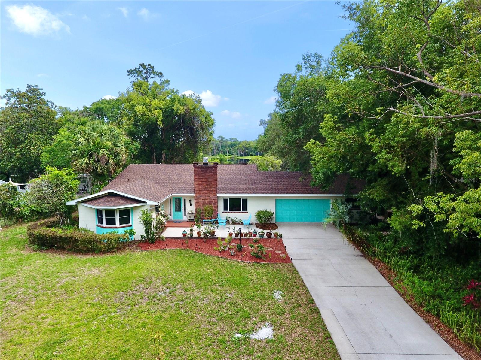 1405 PERIWINKLE AVENUE