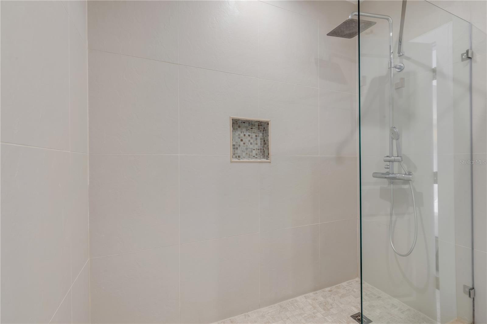 MAGIC VILLAGE RESPORT II - Residential