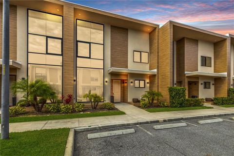 Casas à venda em Celebration: seu próximo endereço na Flórida começa aqui 31 - Jen Dantas 7473 BROOKLYN DRIVE KISSIMMEE FL 34747