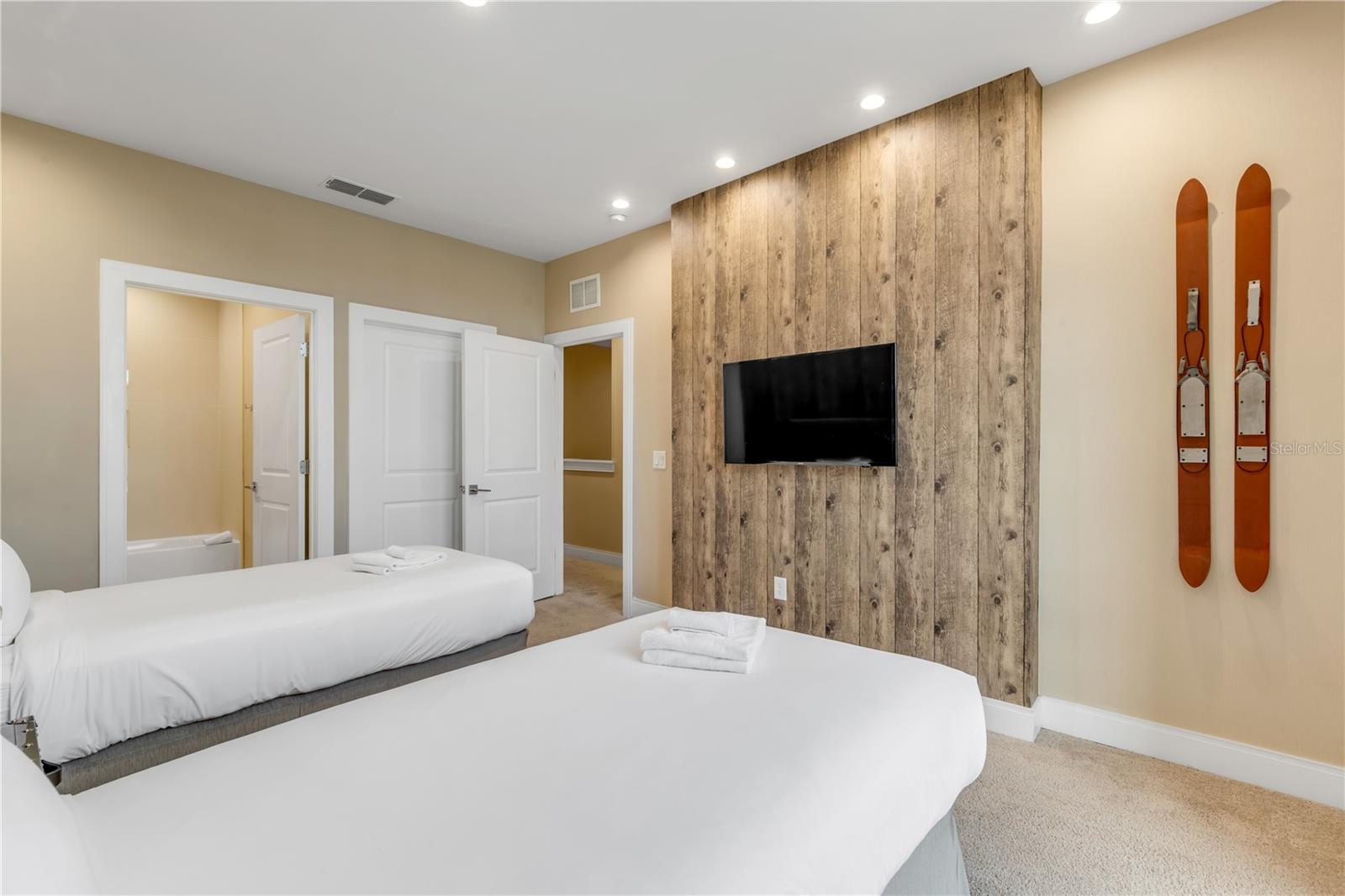 MAGIC VILLAGE RESPORT II - Residential