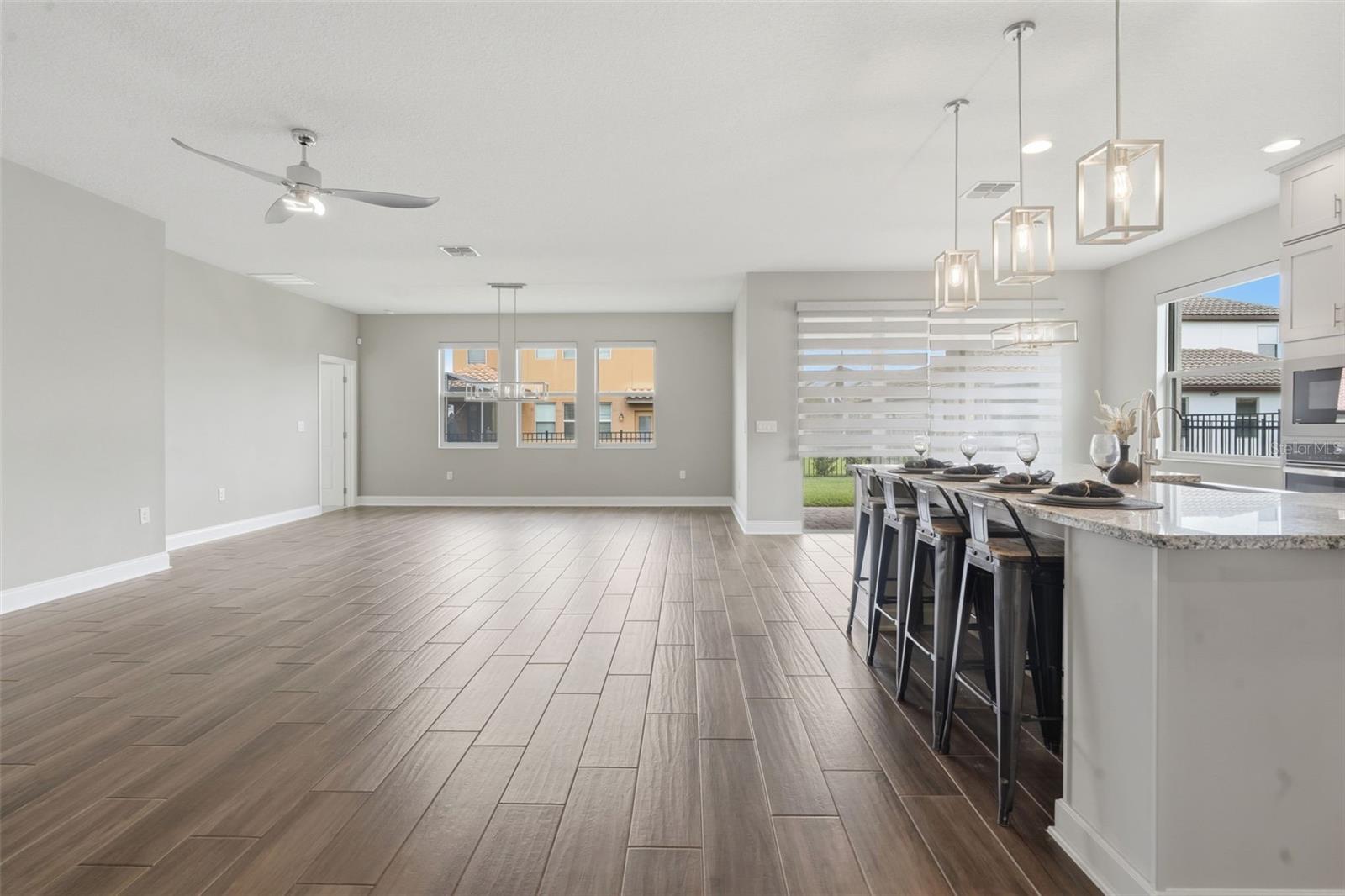 RIVIERA BELLA UN 5 - Residential