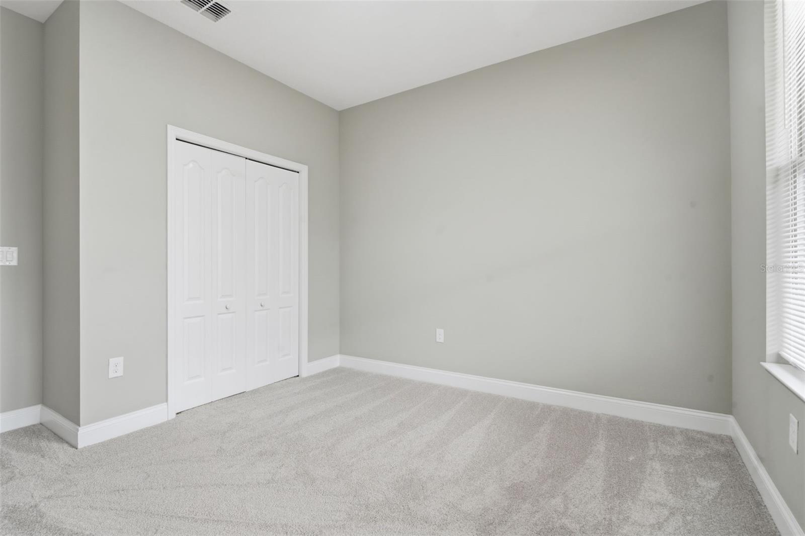 RIVIERA BELLA UN 5 - Residential