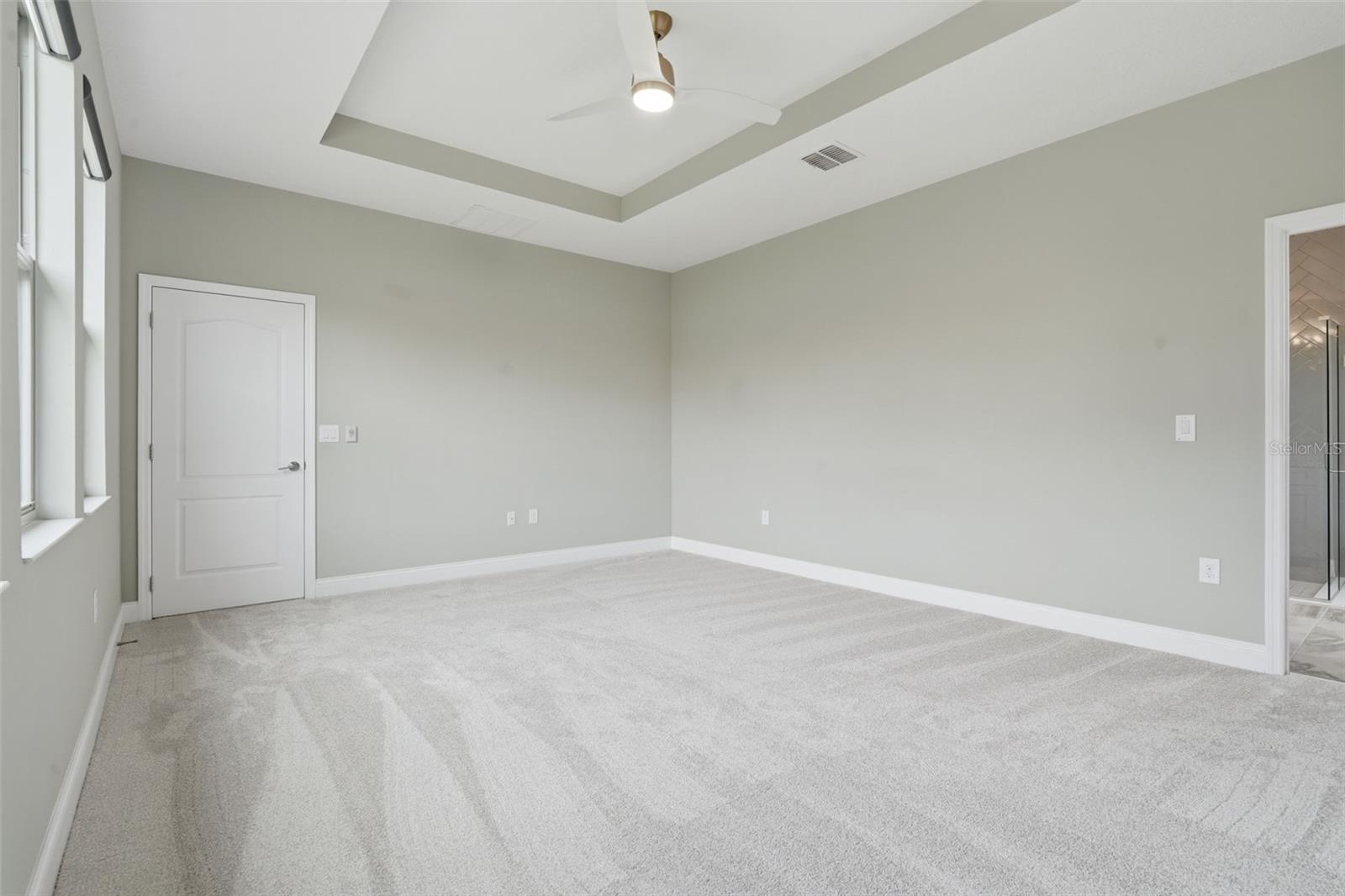 RIVIERA BELLA UN 5 - Residential