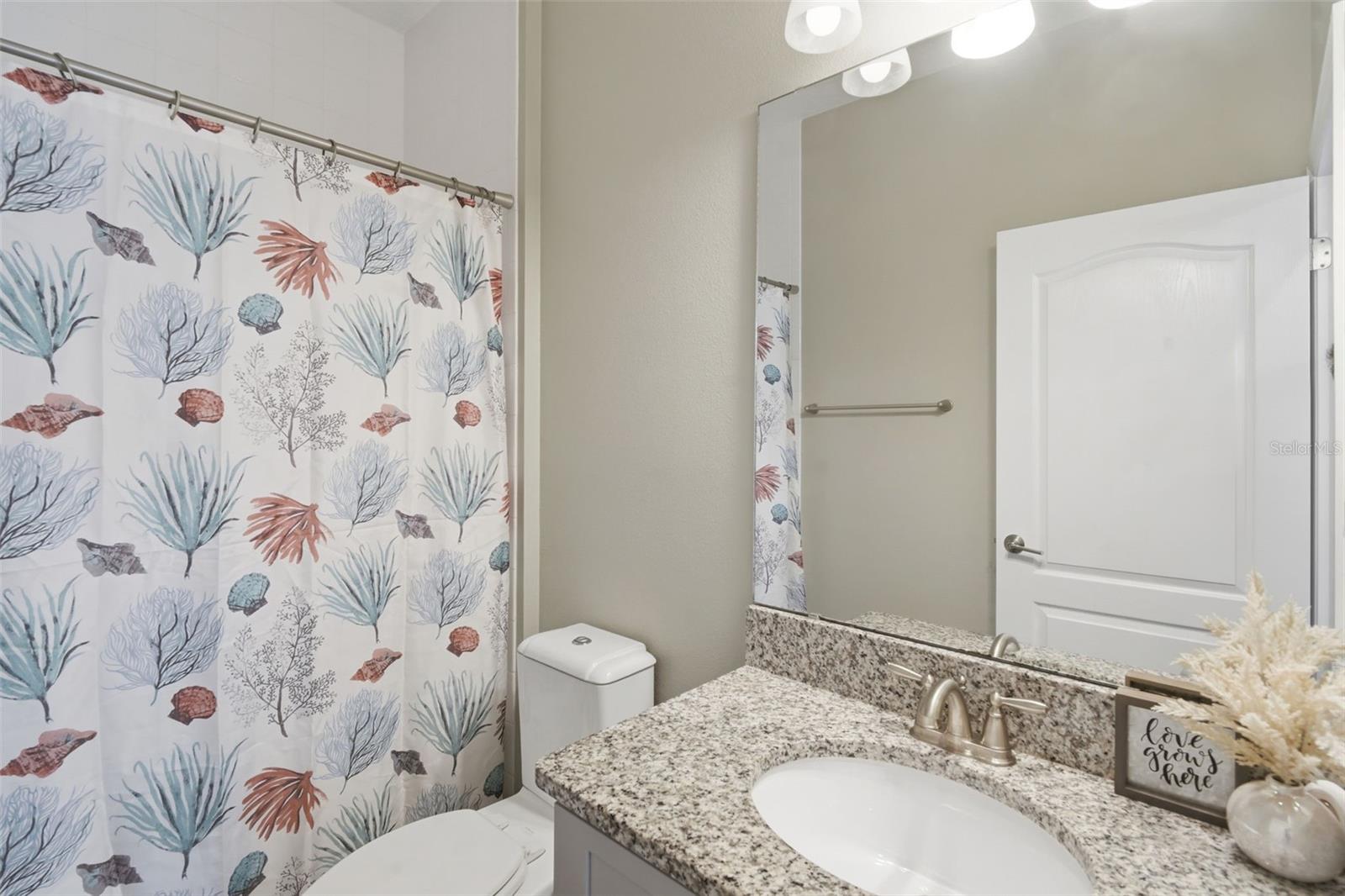 RIVIERA BELLA UN 5 - Residential