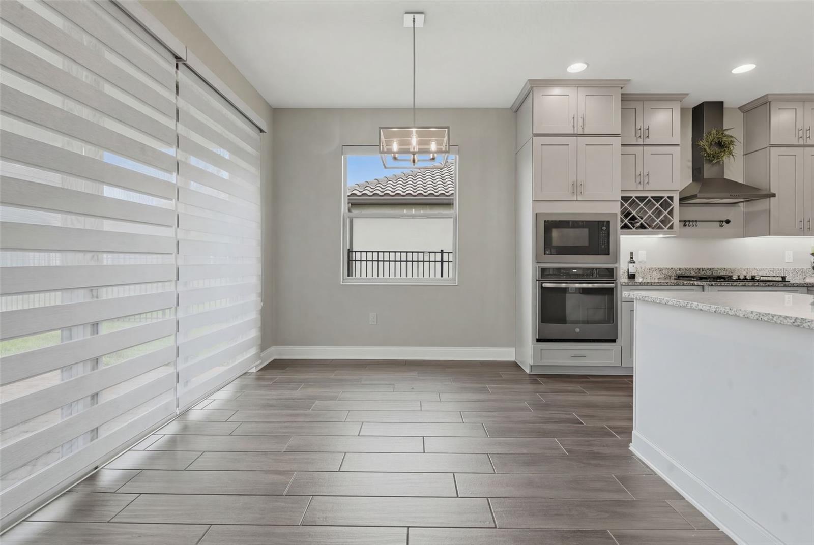 RIVIERA BELLA UN 5 - Residential