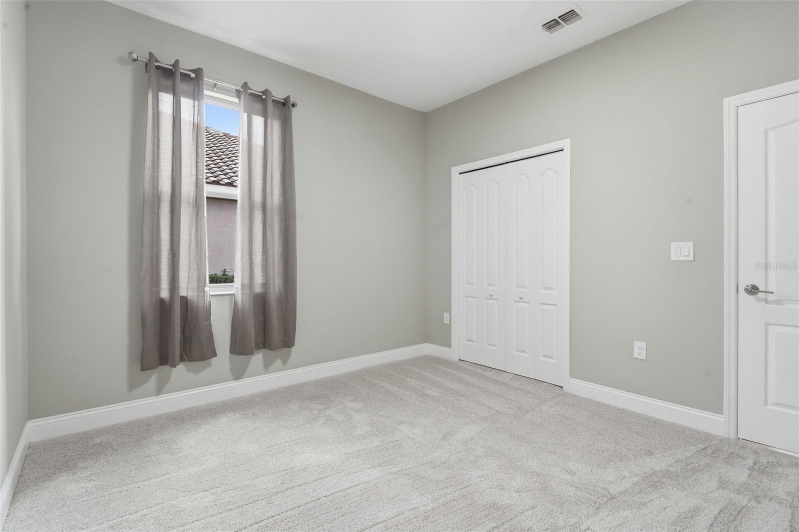 RIVIERA BELLA UN 5 - Residential