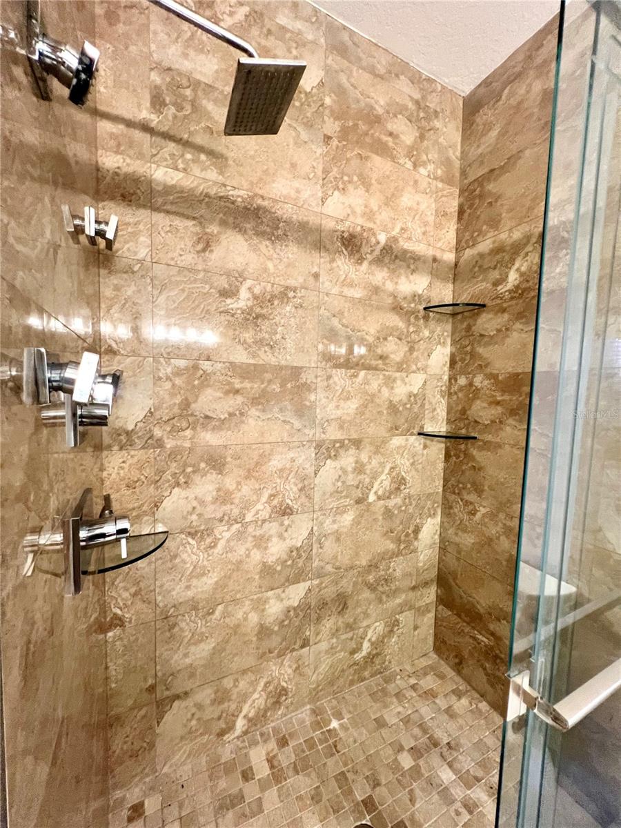 MURPHYS PLACE - Residential