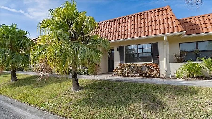 IMPERIAL COVE 11 - Residential Lease