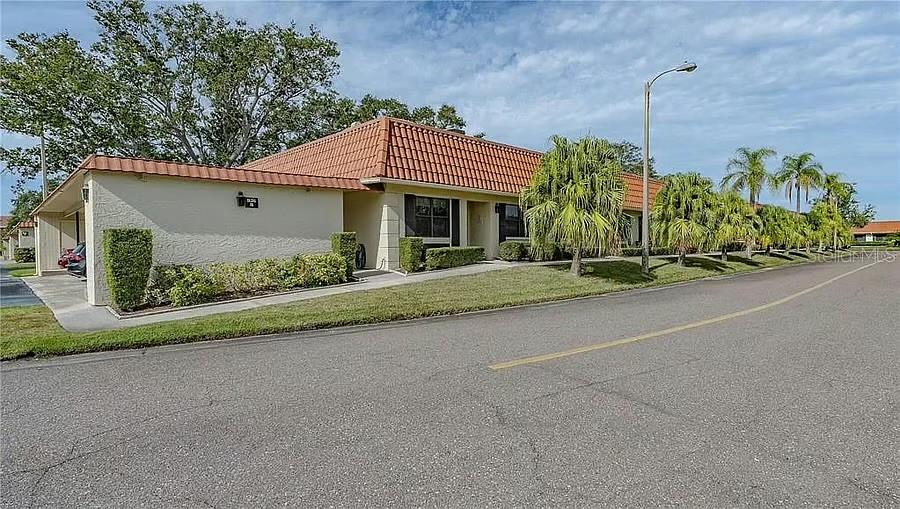 IMPERIAL COVE 11 - Residential Lease