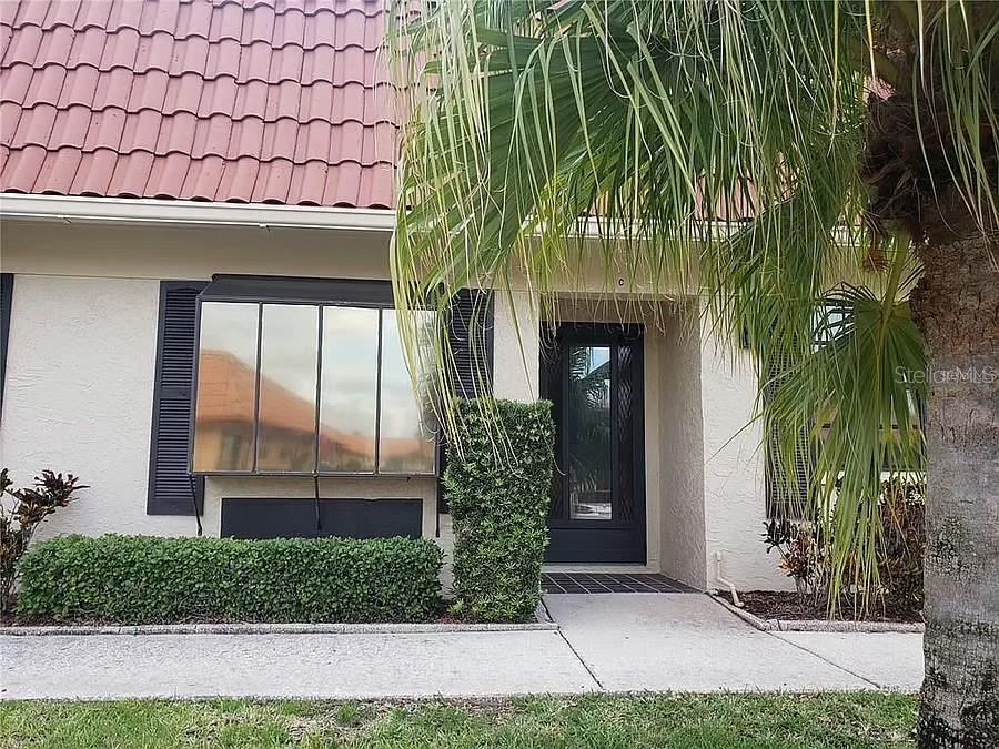 IMPERIAL COVE 11 - Residential Lease