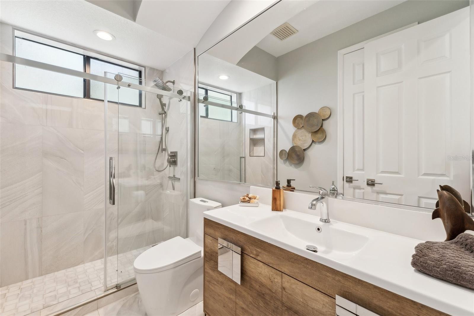 SADDLE OAK ESTATES - Residential