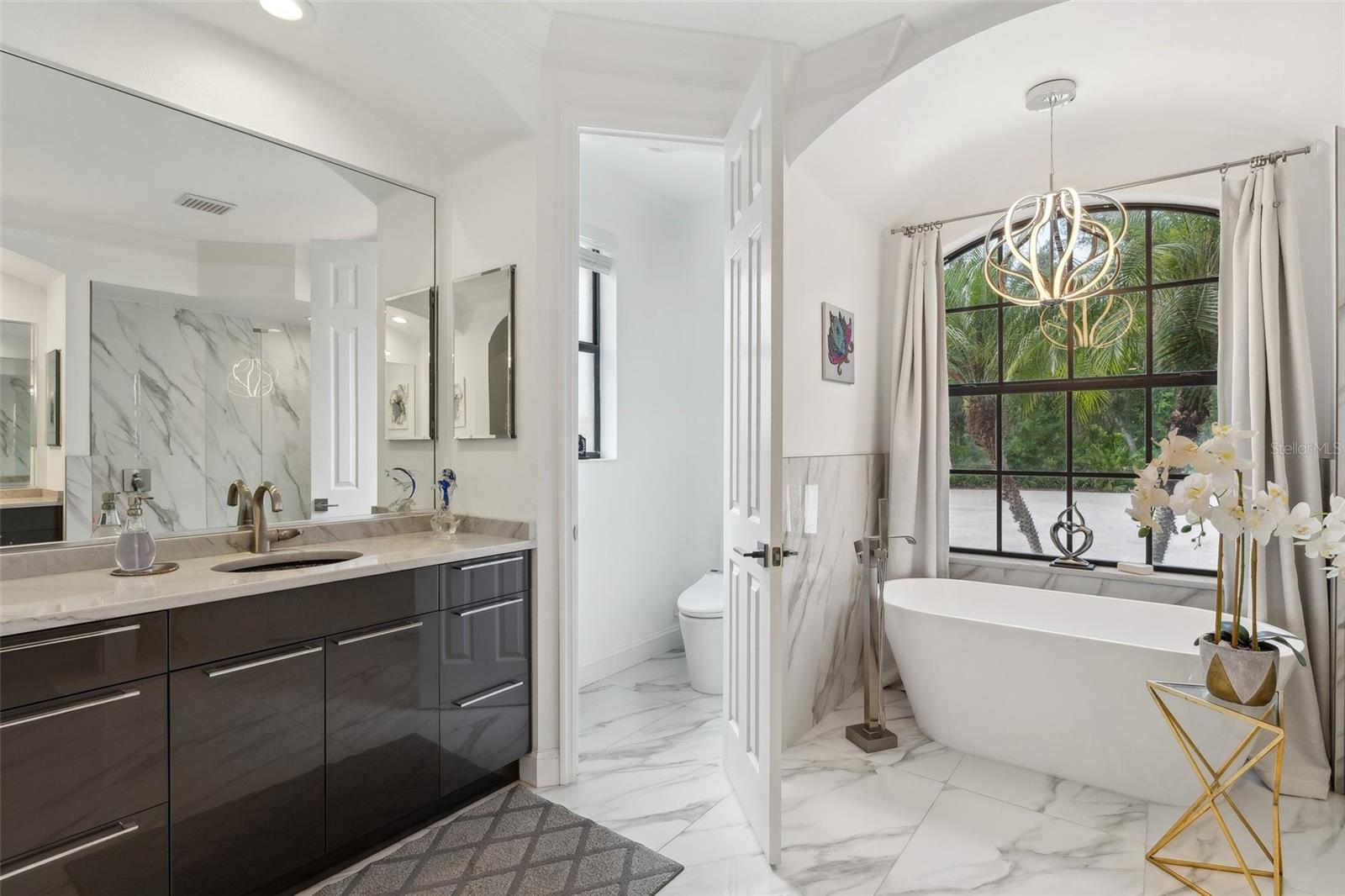 SADDLE OAK ESTATES - Residential