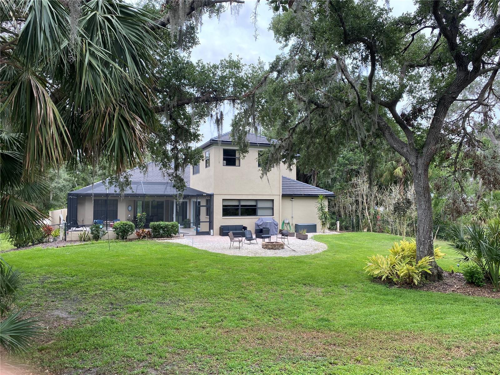 5850 SADDLE OAK TRAIL