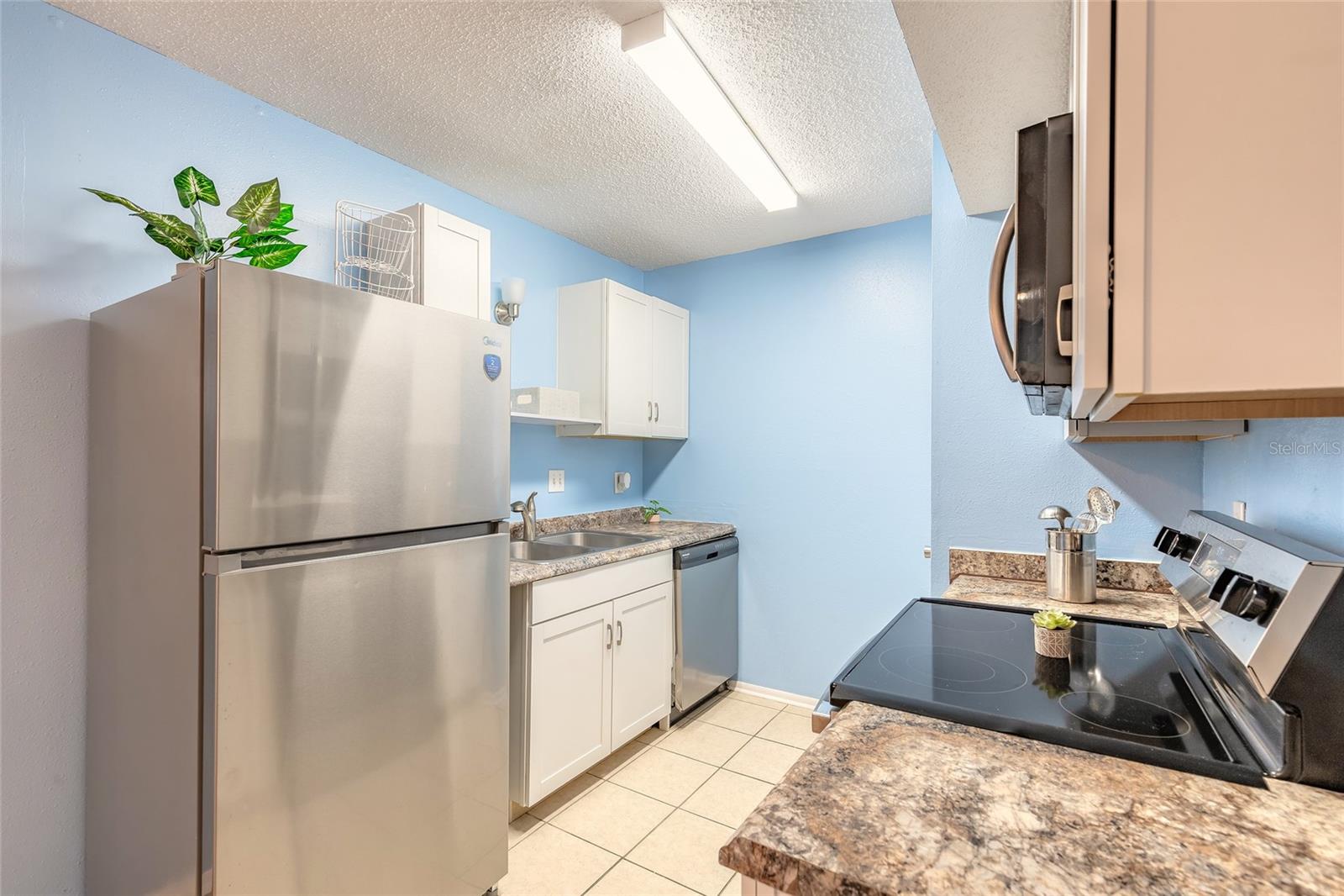 CONDO AT GEORGETOWN - Residential