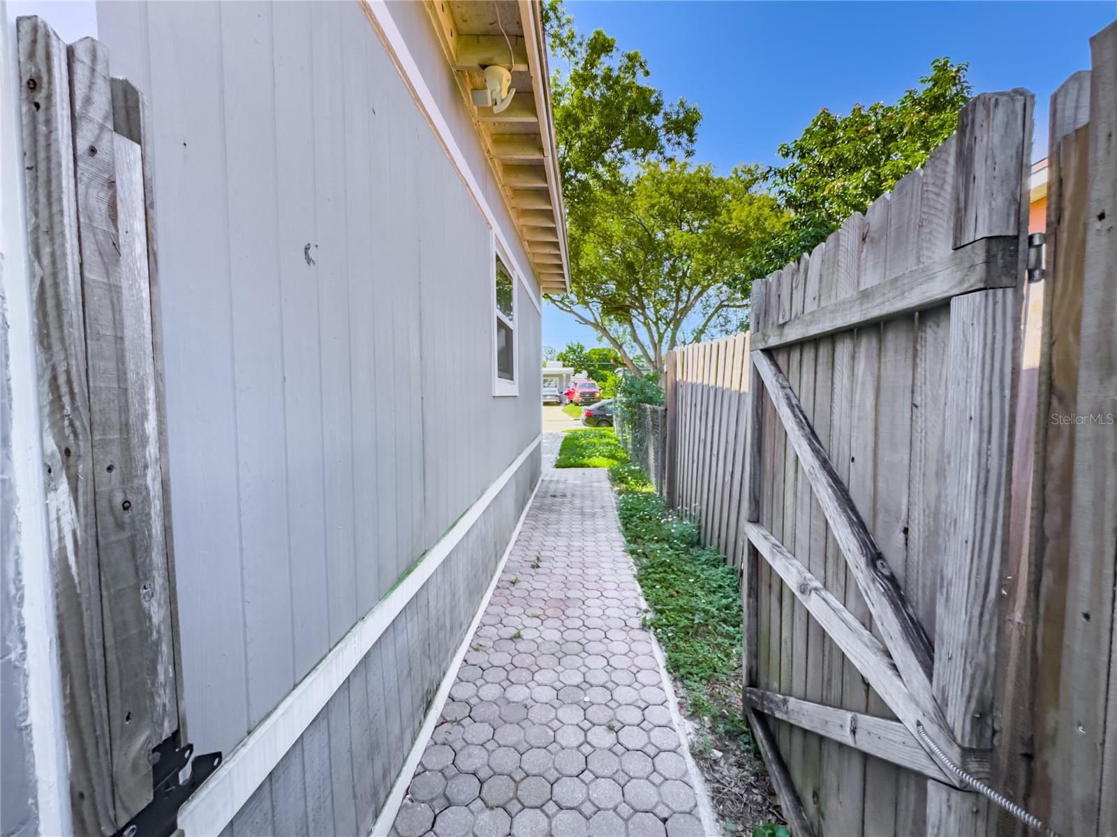 PINE GROVE ESTATES - Residential